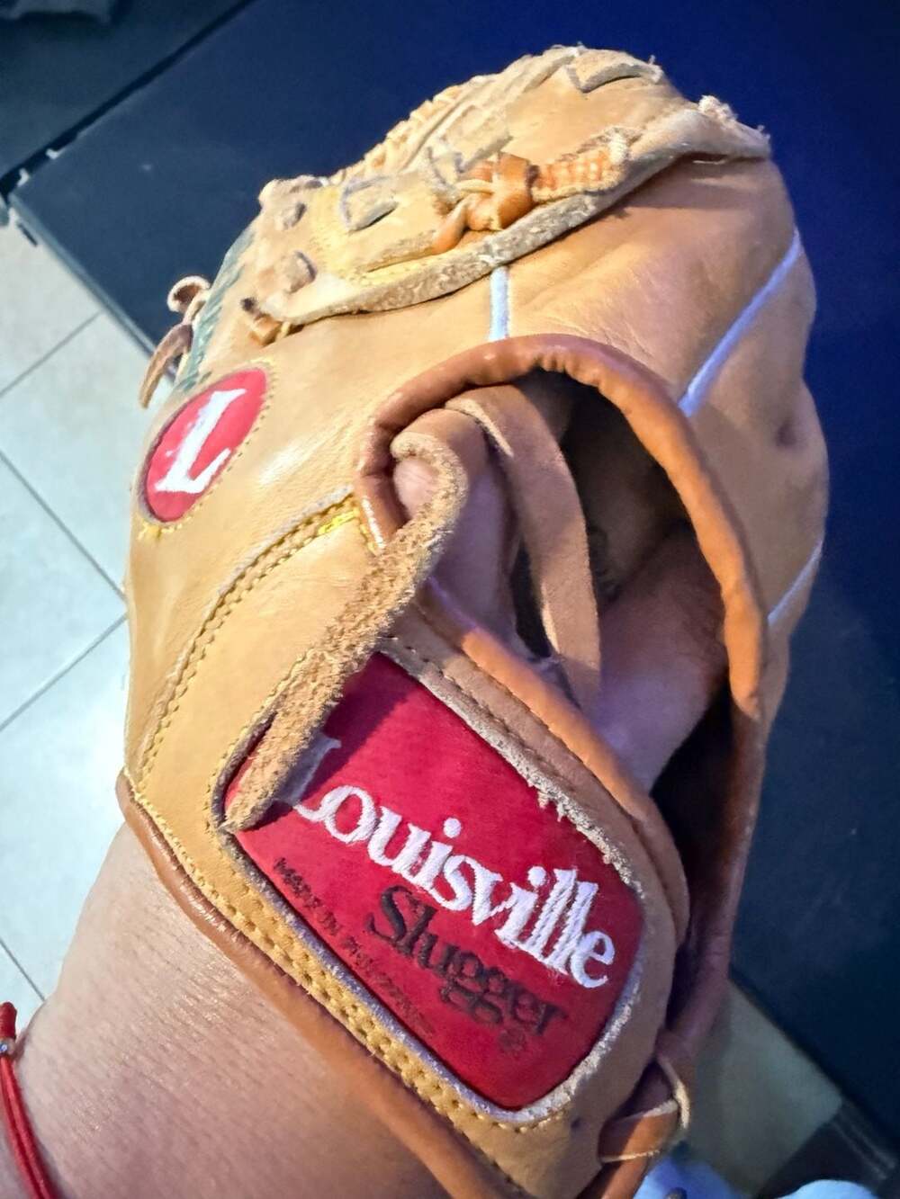 Louisville Slugger TPX Tournament Players Series GTPX-16 12 Inch Baseball Glove - Picture 2 of 11